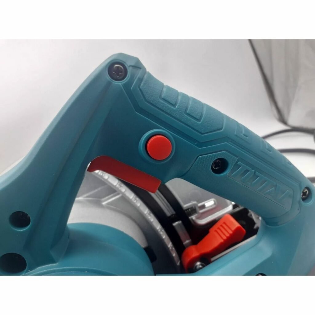 TOTAL TS11418526 Circular Saw 1400W 185MM Tools Direct